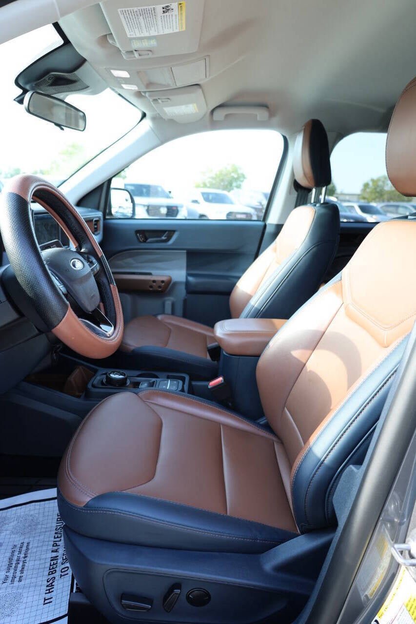 Used 2023 Ford Maverick Lariat w/ Equipment Group 500A Standard image 13