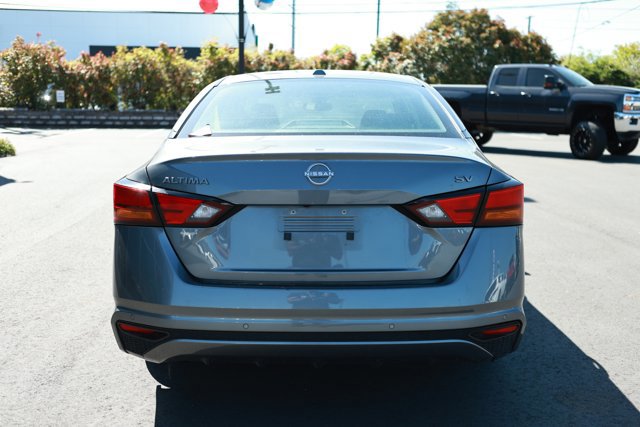 Used 2024 Nissan Altima 2.5 SV FWD image 7
