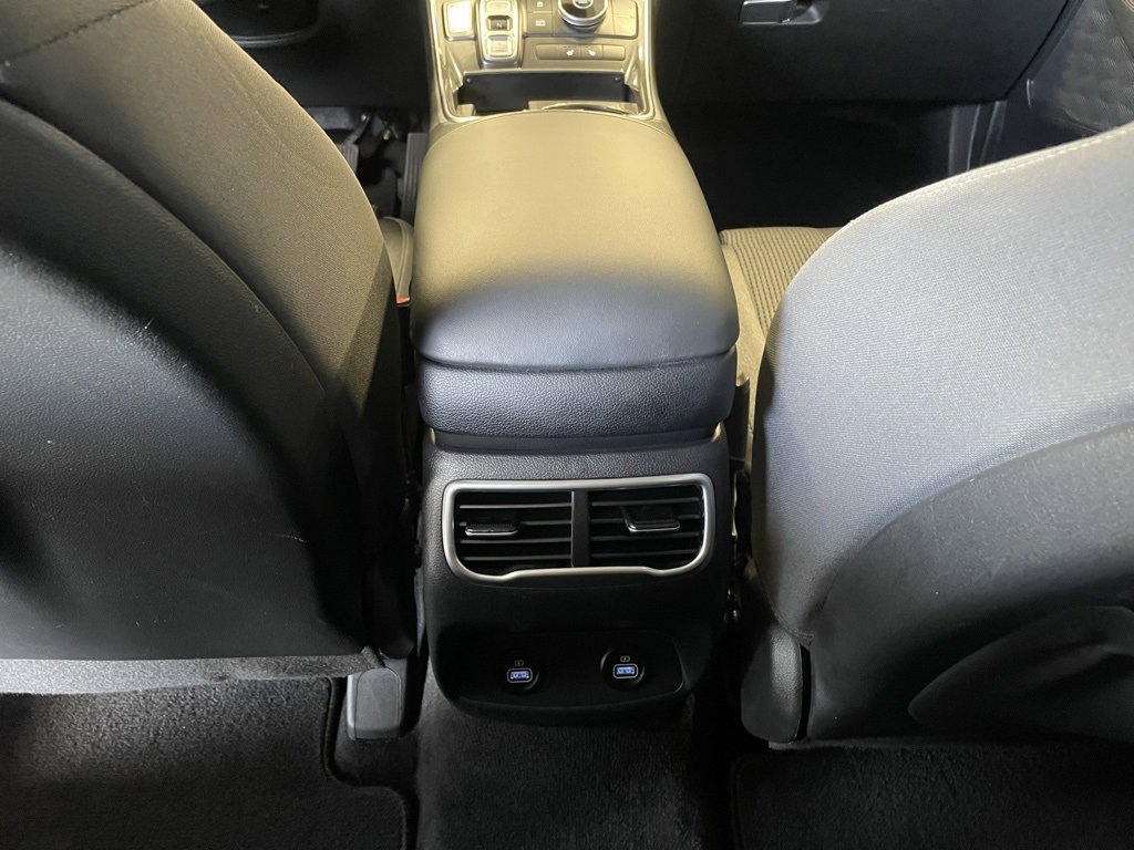 Used 2022 Hyundai Santa Fe SEL w/ Cargo Package image 19