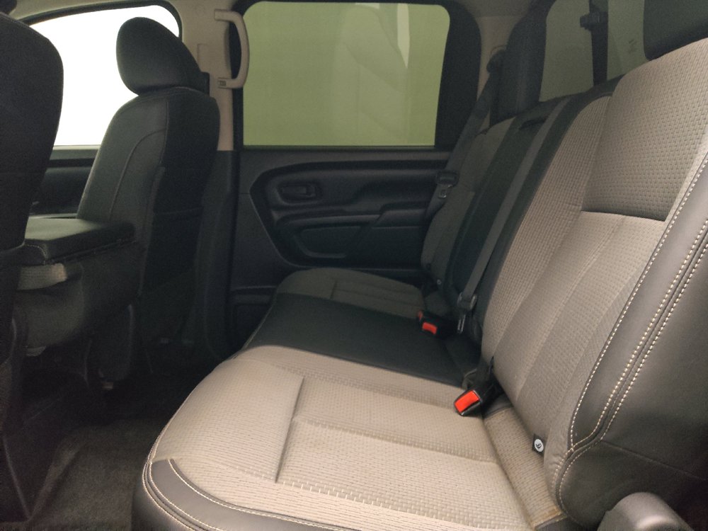 Used 2018 Nissan Titan S w/ S Utility Package RWD image 18