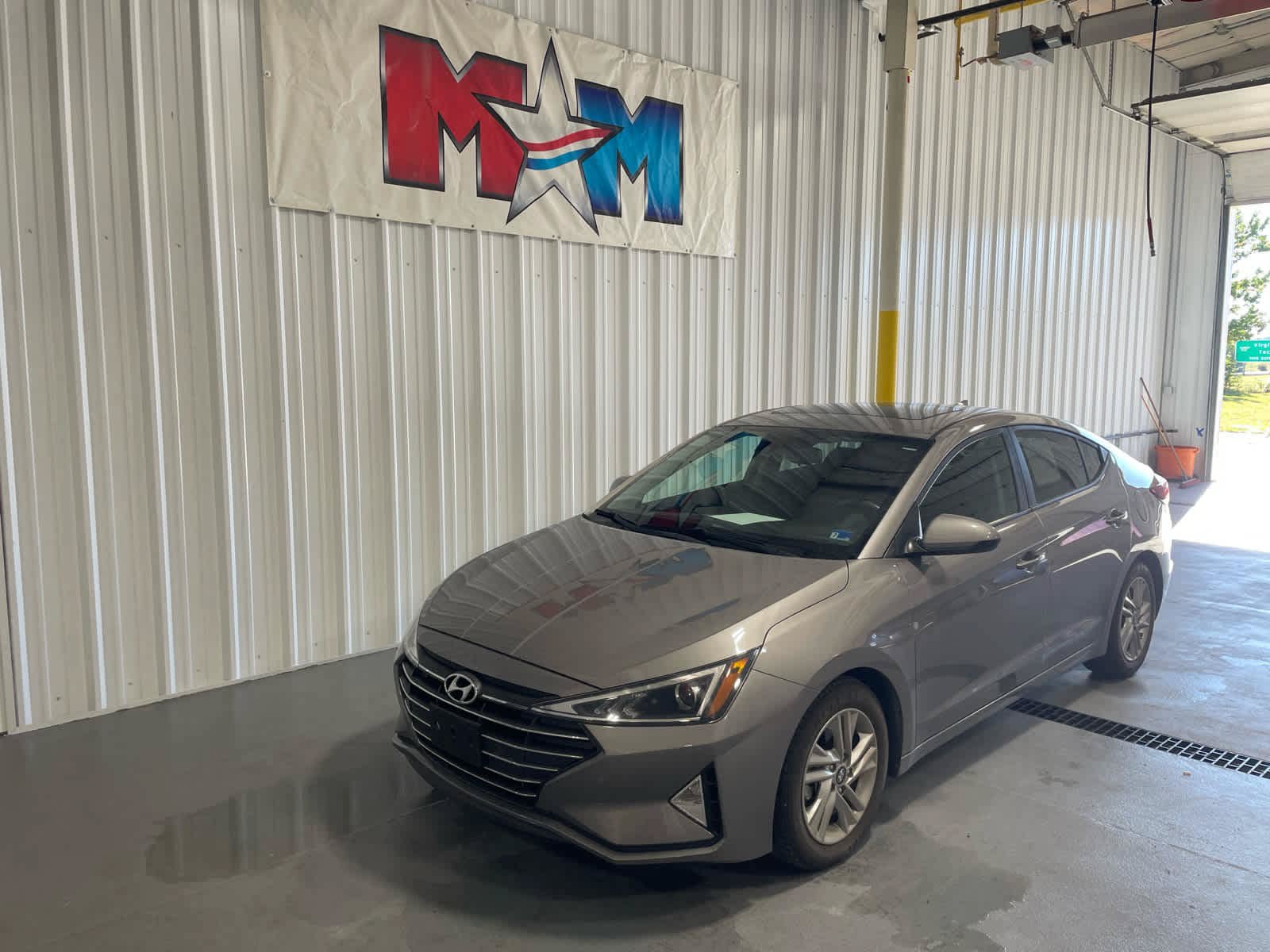 Used 2020 Hyundai Elantra Value Edition w/ Cargo Package (C1) FWD image 2