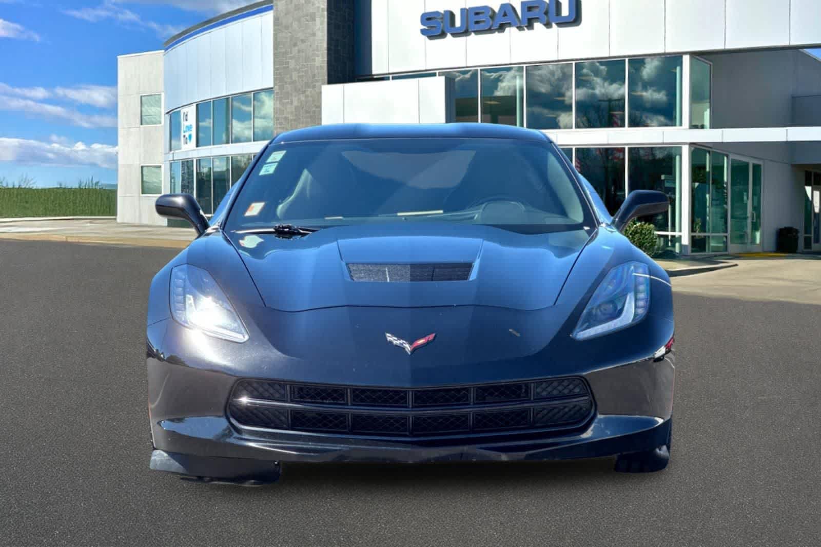 Used 2019 Chevrolet Corvette Stingray Coupe w/ Carbon Flash Badge Package RWD image 9