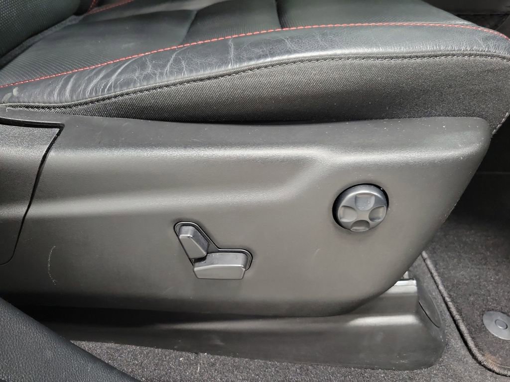 Used 2023 Dodge Durango GT image 23