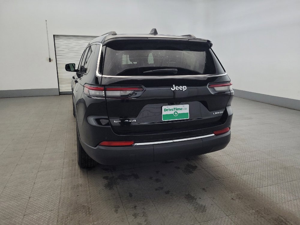 Used 2023 Jeep Grand Cherokee L Laredo AWD/4WD image 6