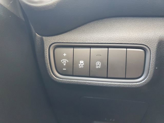 Certified 2025 Kia Soul LX image 28