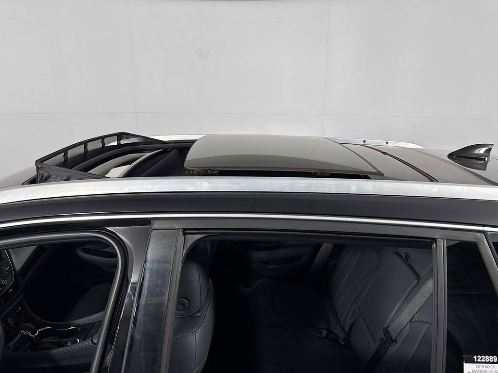 Used 2019 Buick Envision Essence image 26