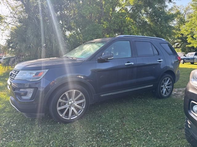 Used 2017 Ford Explorer Limited image 14