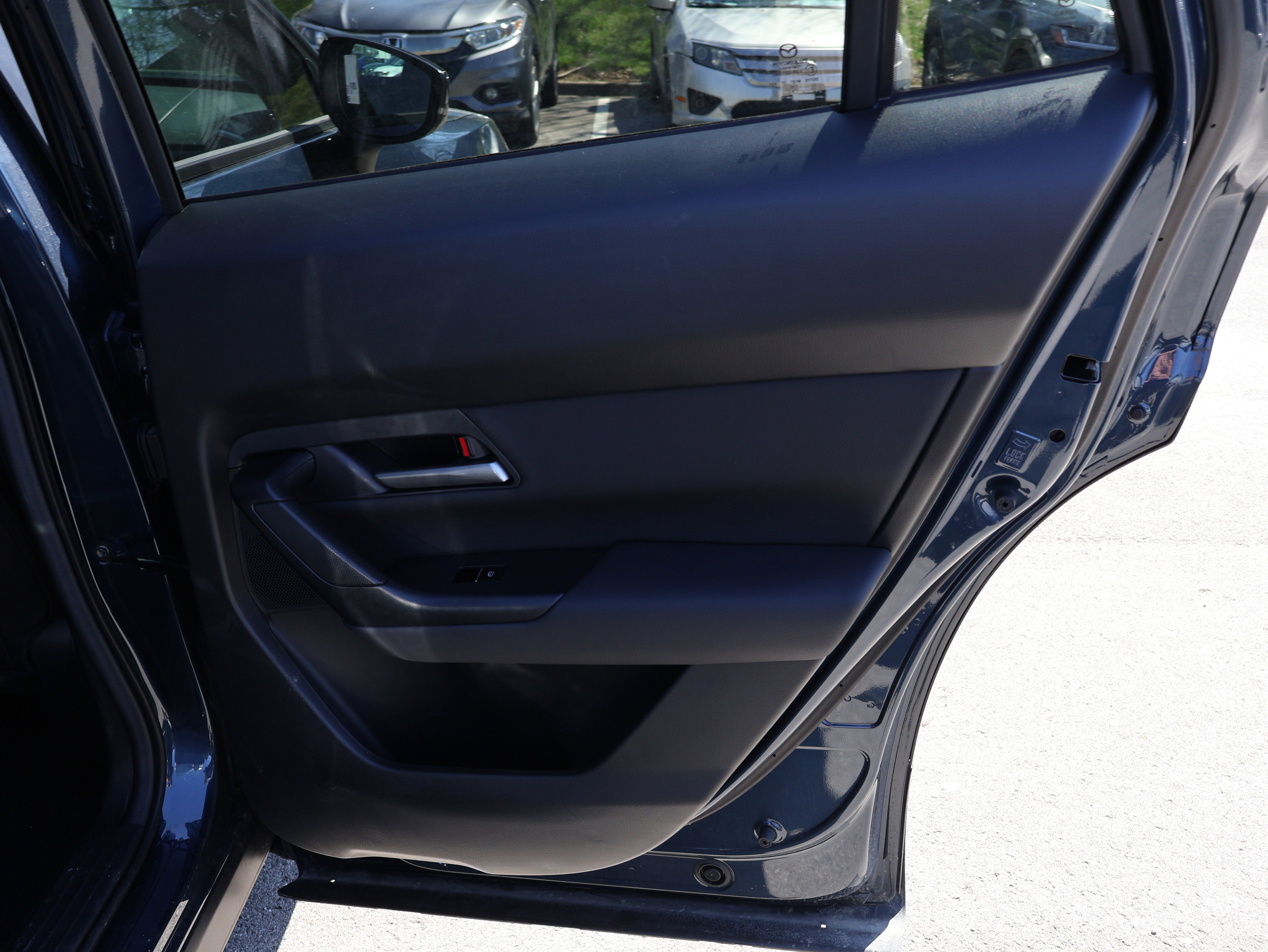 Certified 2025 MAZDA CX-50 AWD 2.5 S w/ Select Package image 12