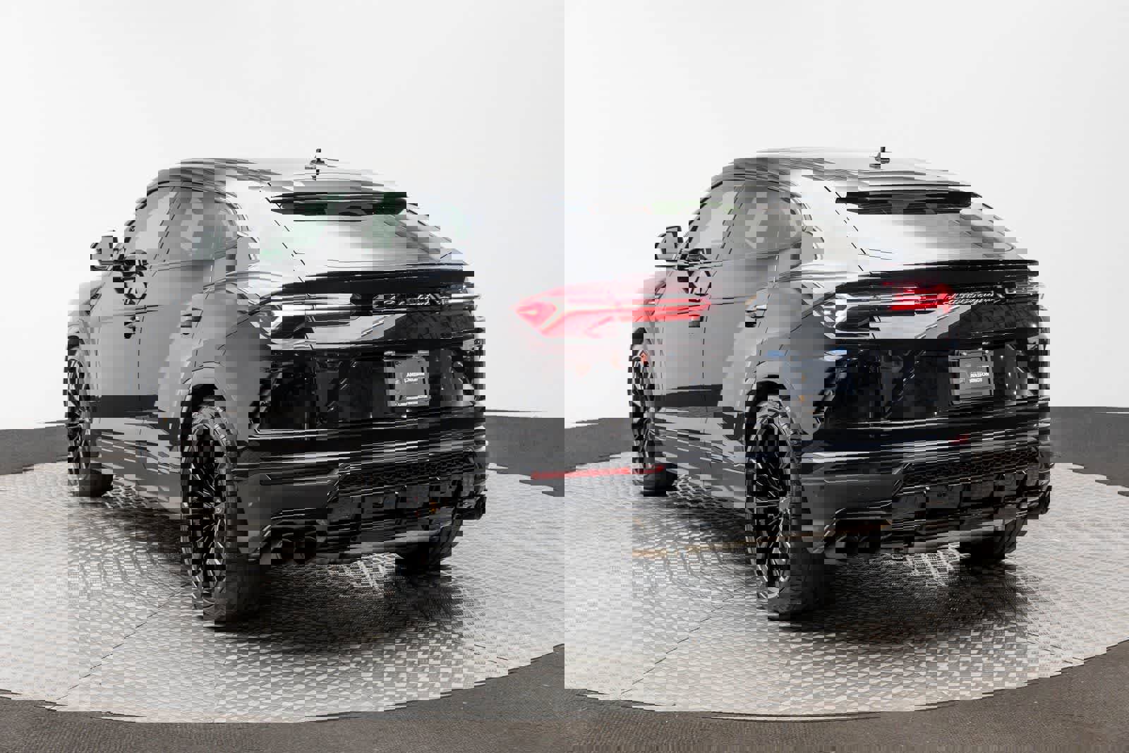 Used 2022 Lamborghini Urus image 4