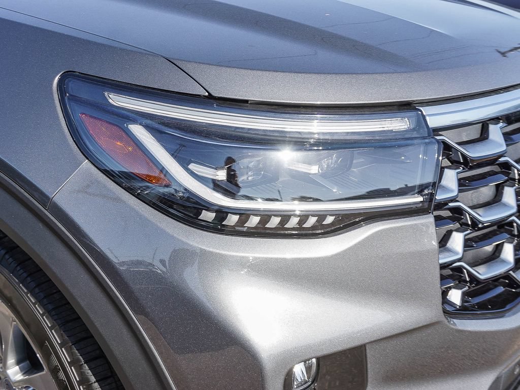 New 2026 Ford Explorer Platinum RWD image 10