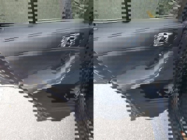 Used 2019 BMW X5 xDrive40i w/ Premium Package 2 image 11