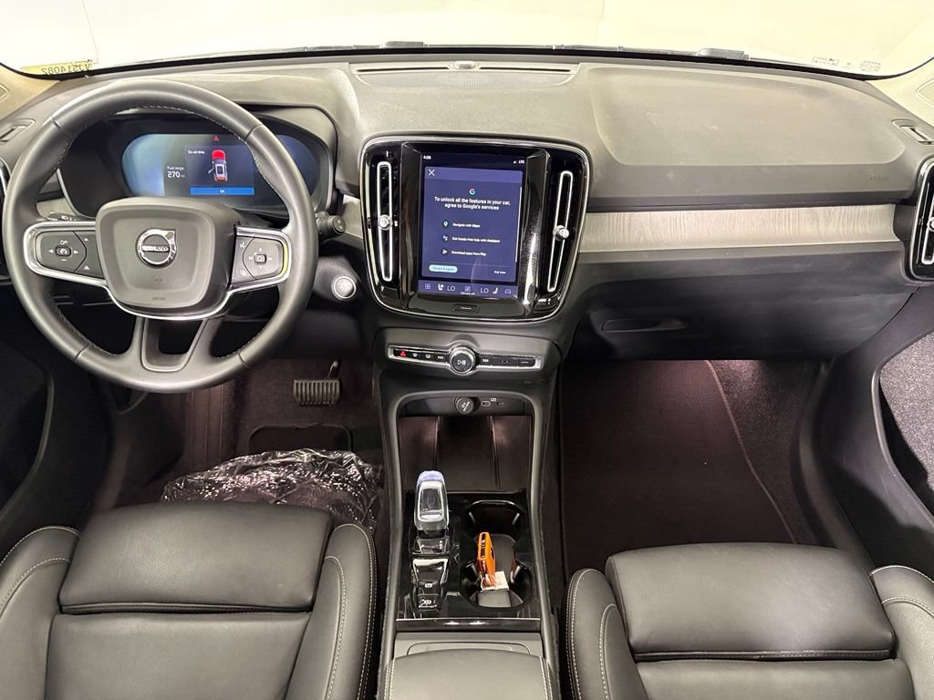 Used 2026 Volvo XC40 B5 Plus AWD/4WD image 35