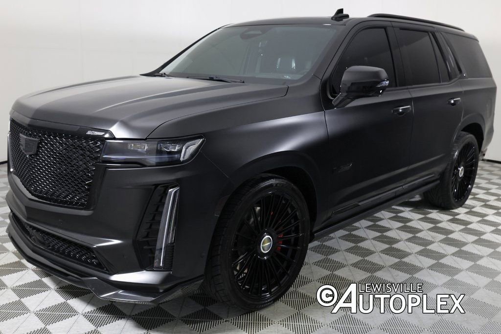 Used 2024 Cadillac Escalade V w/ LPO, ONYX Package image 9