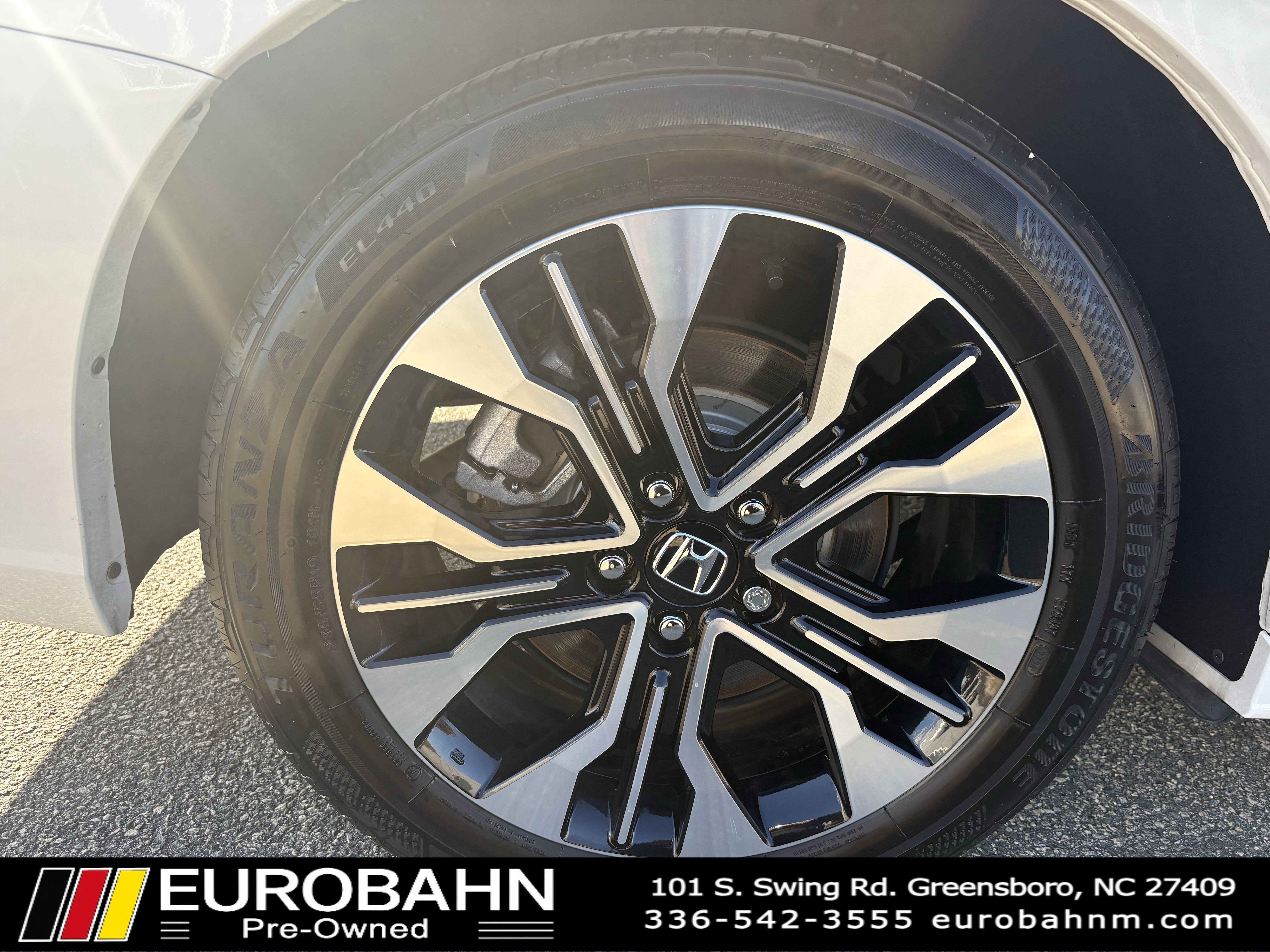 Used 2025 Honda Odyssey Elite image 32