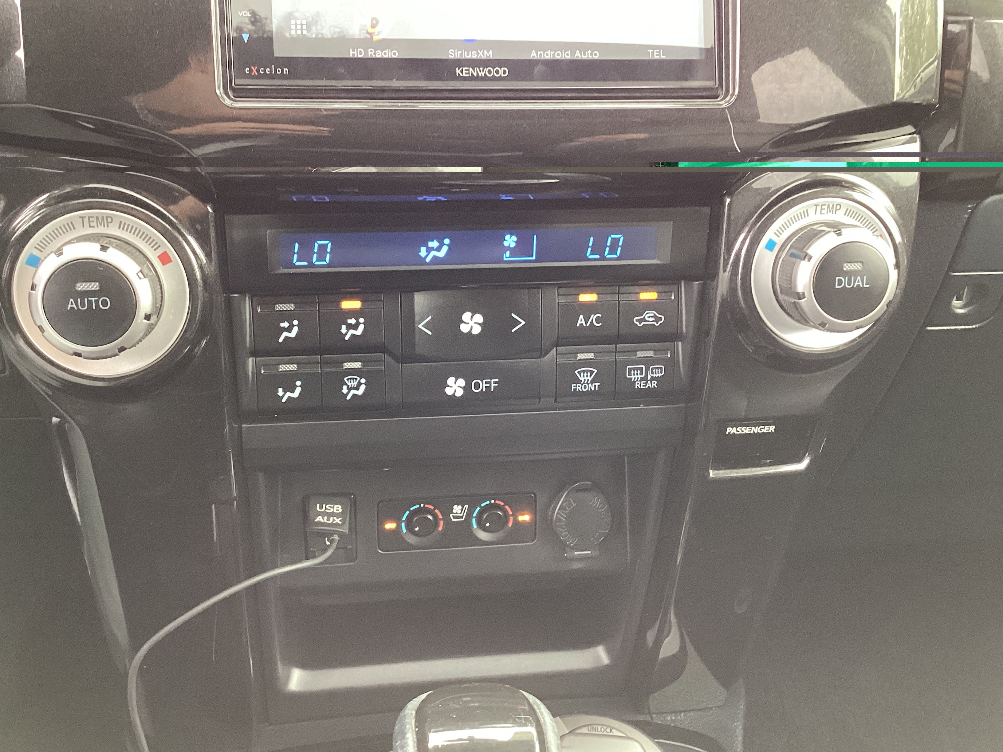 Certified 2019 Toyota 4Runner Limited AWD/4WD image 10