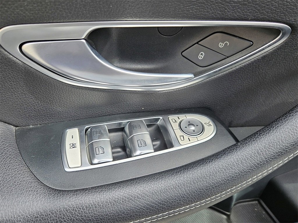 Used 2019 Mercedes-Benz E 450 4MATIC Cabriolet image 15