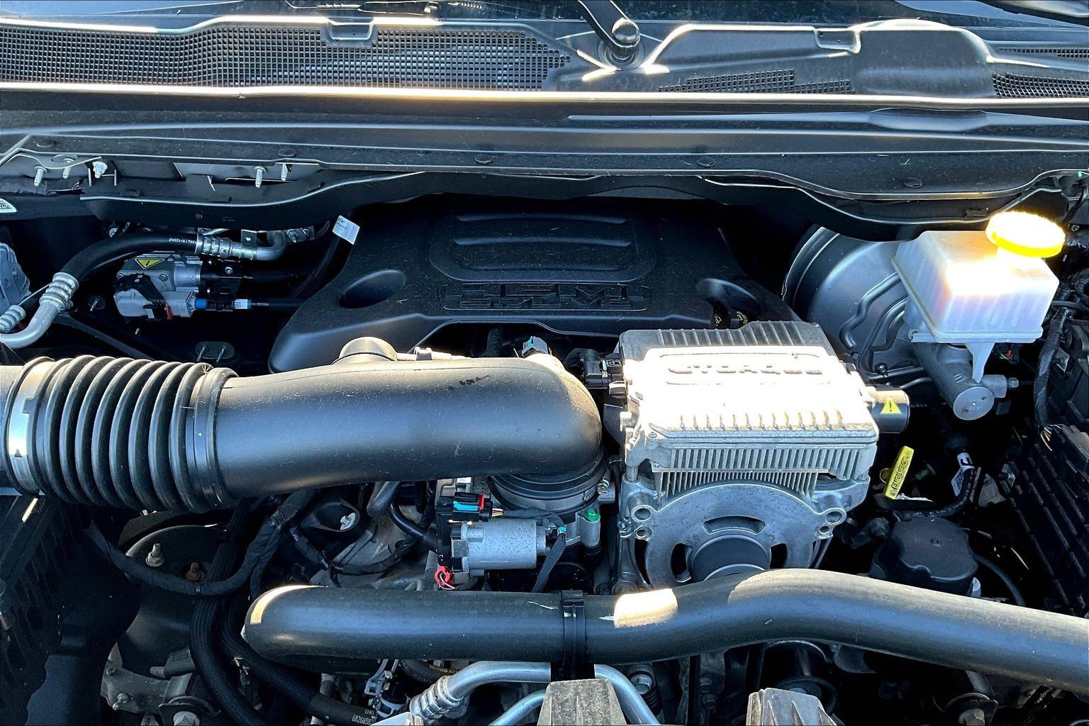 Used 2023 RAM 1500 Laramie AWD/4WD image 29