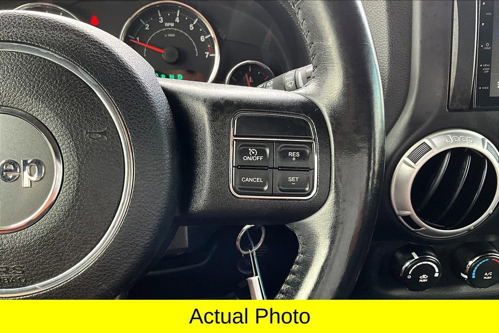 Used 2016 Jeep Wrangler Unlimited Sahara w/ Connectivity Group image 21