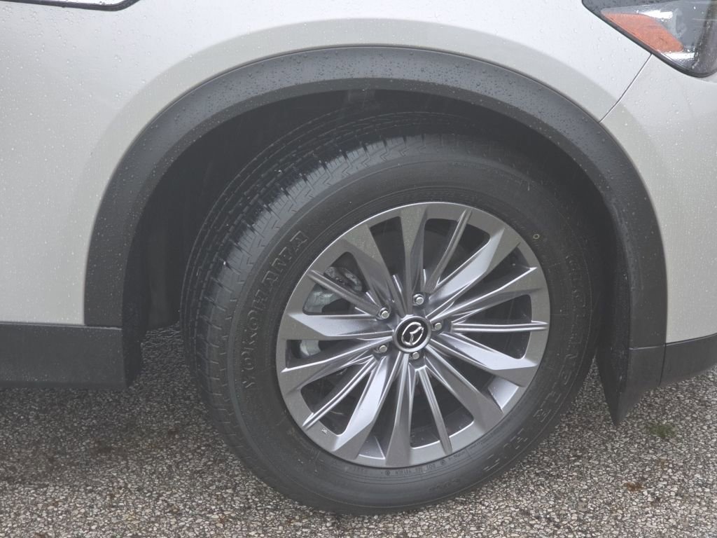 Certified 2025 MAZDA CX-90 3.3 Turbo w/ Preferred Package image 18