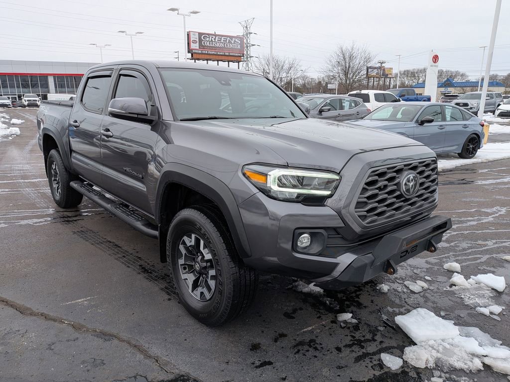 Used 2021 Toyota Tacoma TRD Off-Road image 10