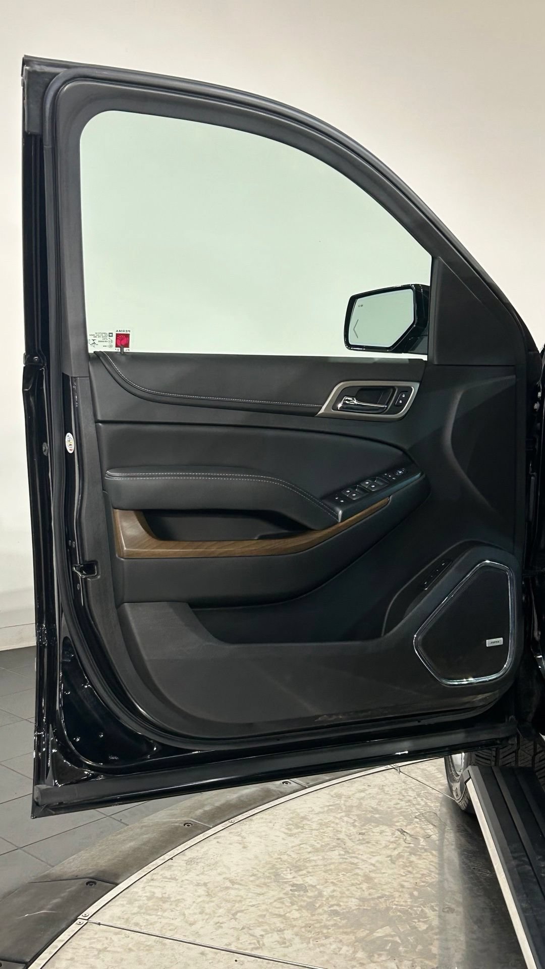 Used 2019 GMC Yukon Denali w/ Denali Ultimate Package AWD/4WD image 41