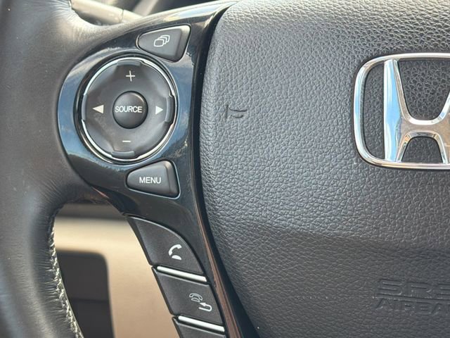 Used 2017 Honda Accord EX-L image 31