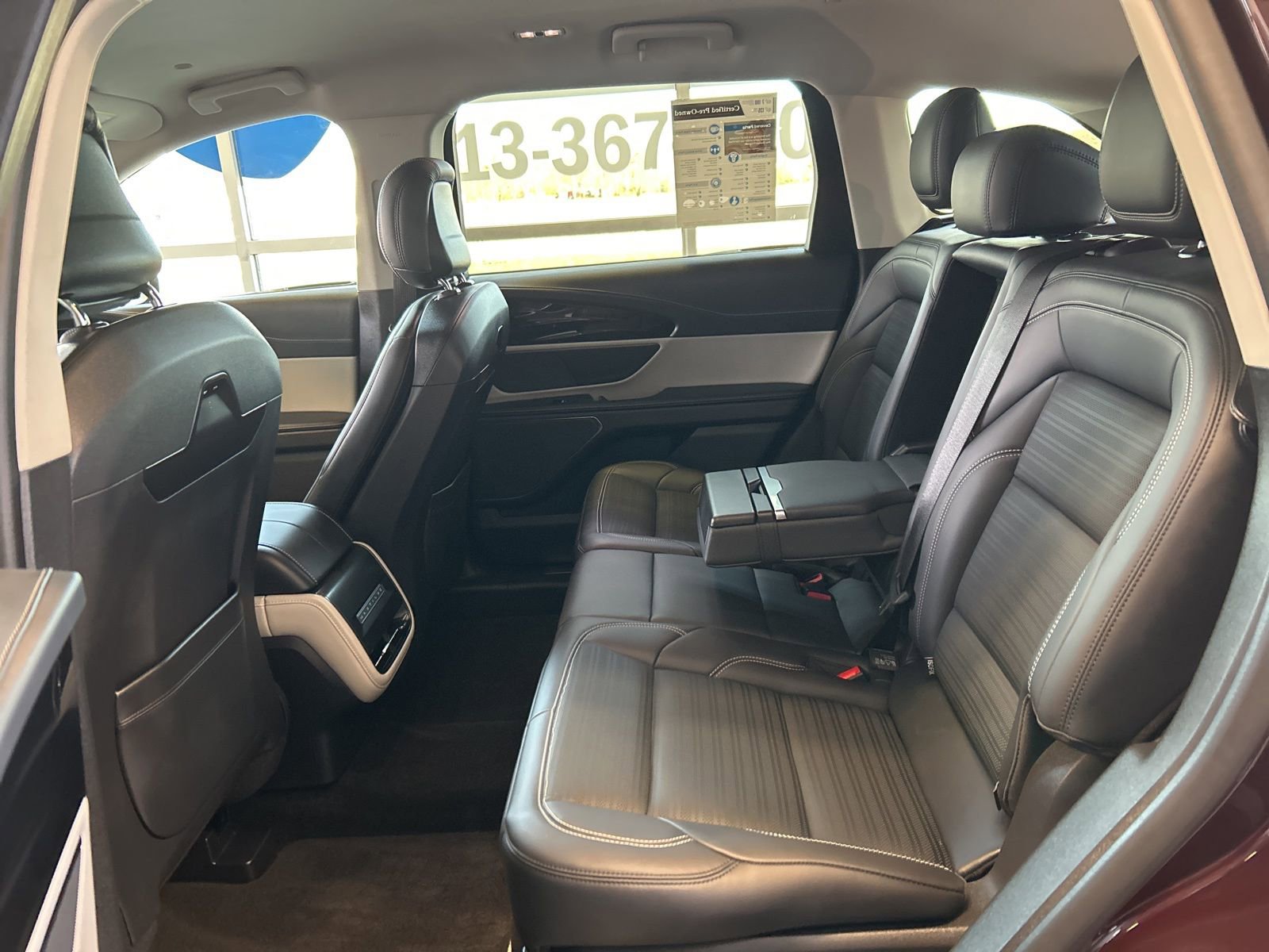 Used 2024 Lincoln Nautilus Reserve image 14