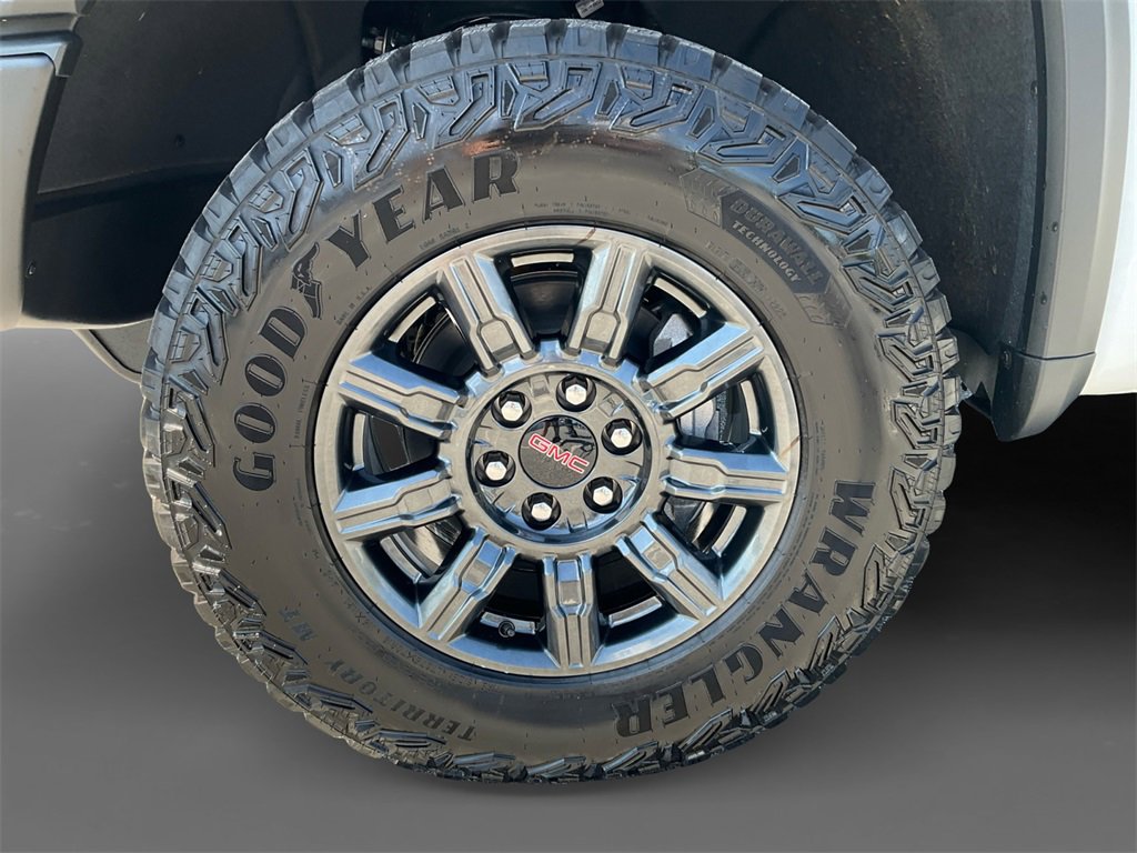 New 2025 GMC Sierra 1500 AT4X image 13