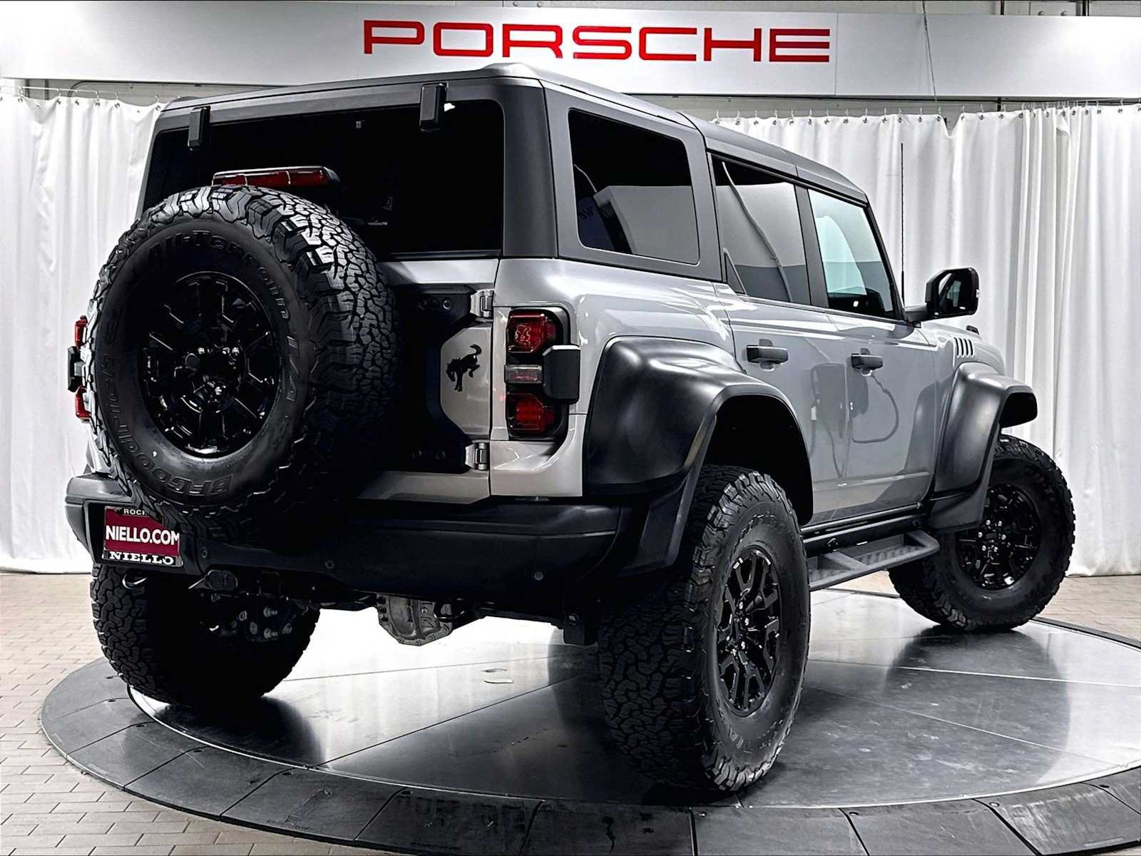 Used 2023 Ford Bronco Raptor AWD/4WD image 9