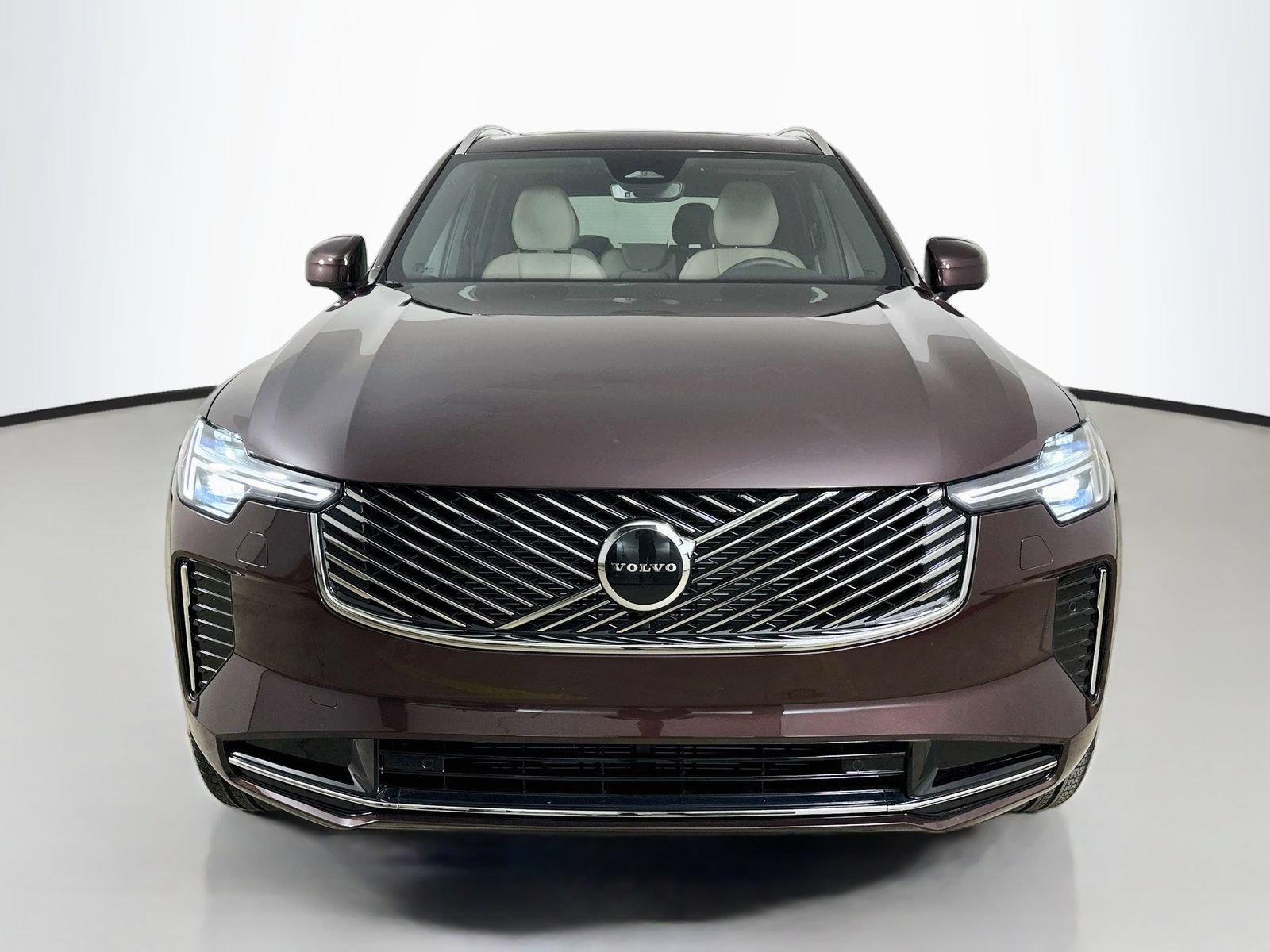 New 2026 Volvo XC90 B5 Core w/ Protection Package AWD/4WD image 2