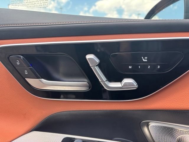 Used 2024 Mercedes-Benz GLC 300 4MATIC image 34