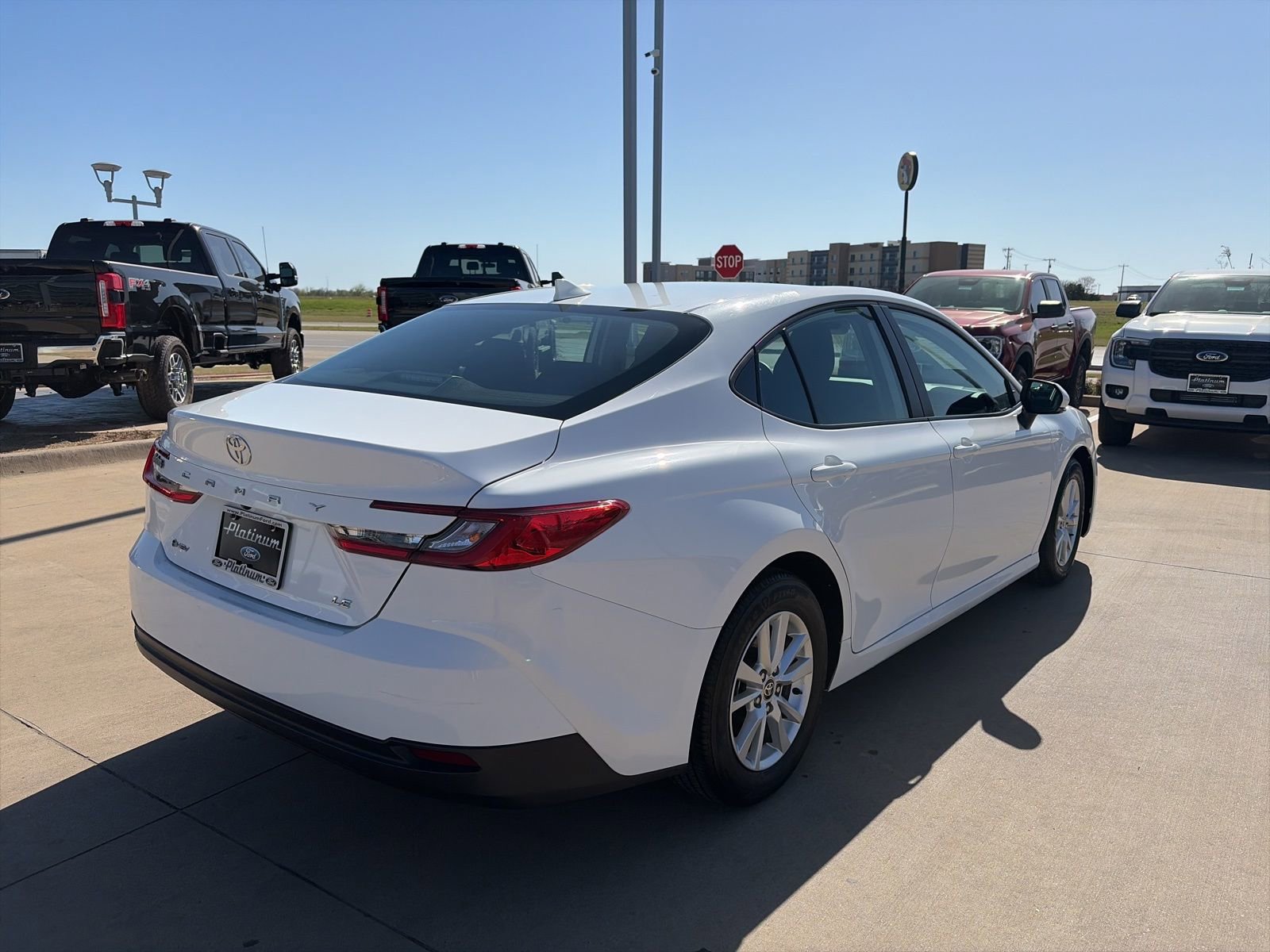 Used 2025 Toyota Camry LE image 5