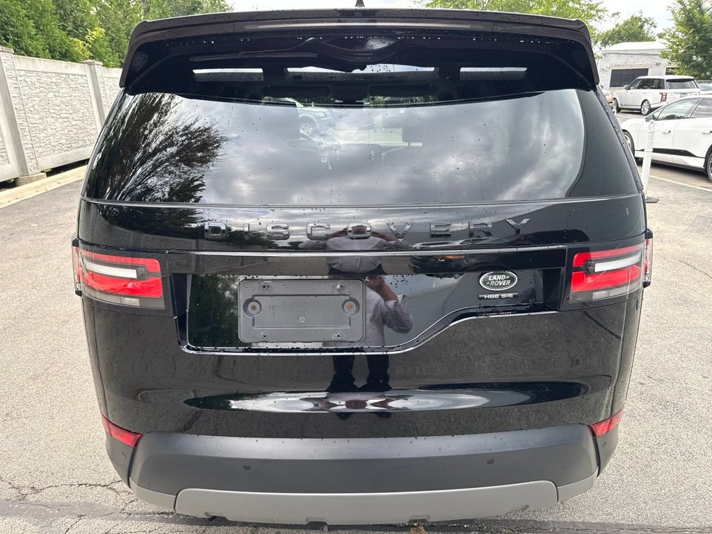 Used 2018 Land Rover Discovery HSE Luxury AWD/4WD image 4