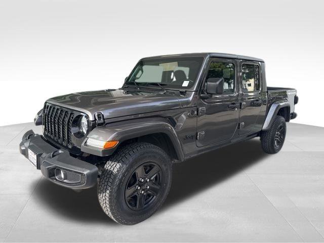 Used 2021 Jeep Gladiator Sport image 1