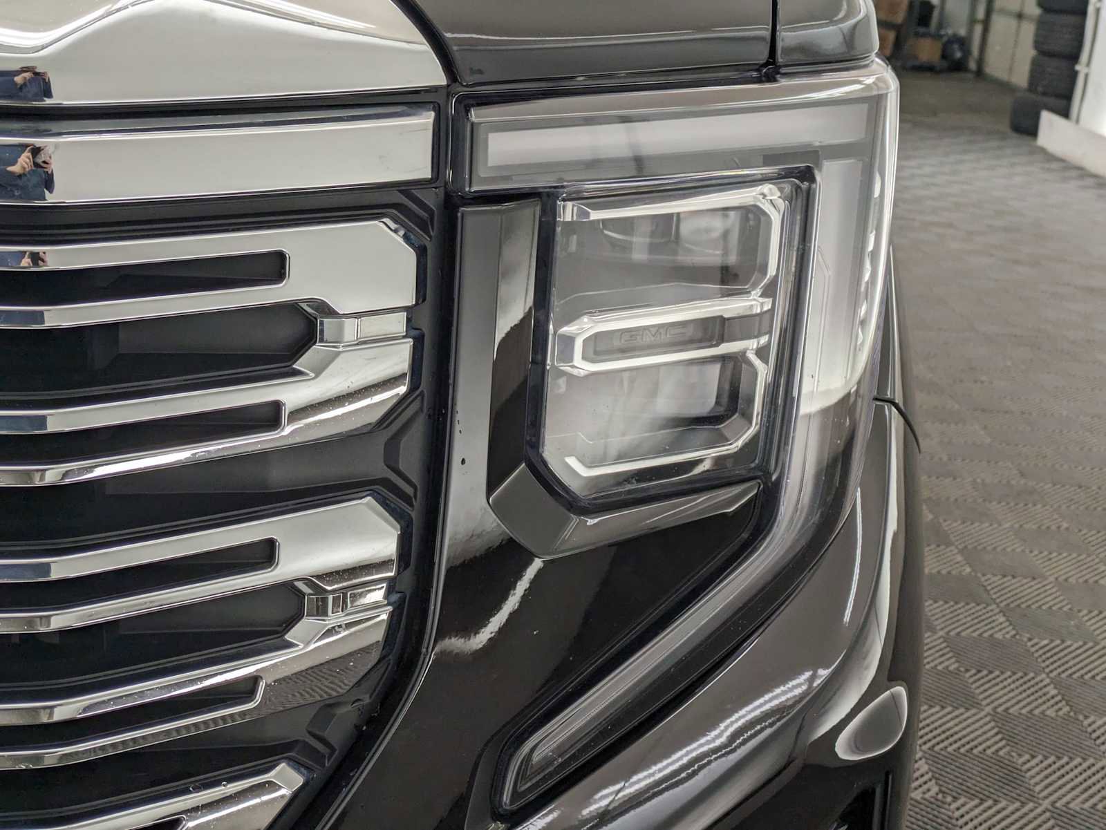 Used 2024 GMC Sierra 1500 Denali w/ Denali Reserve Package image 10