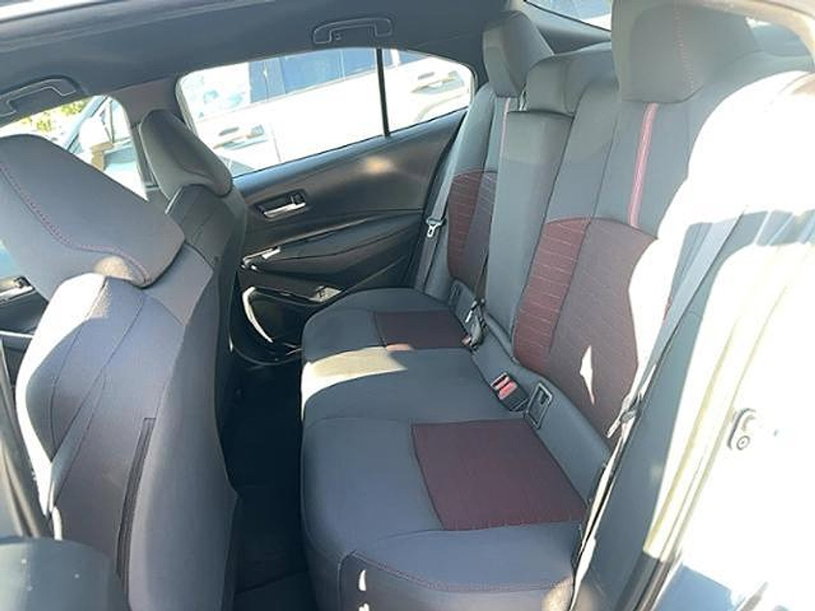 Used 2023 Toyota Corolla SE FWD image 8