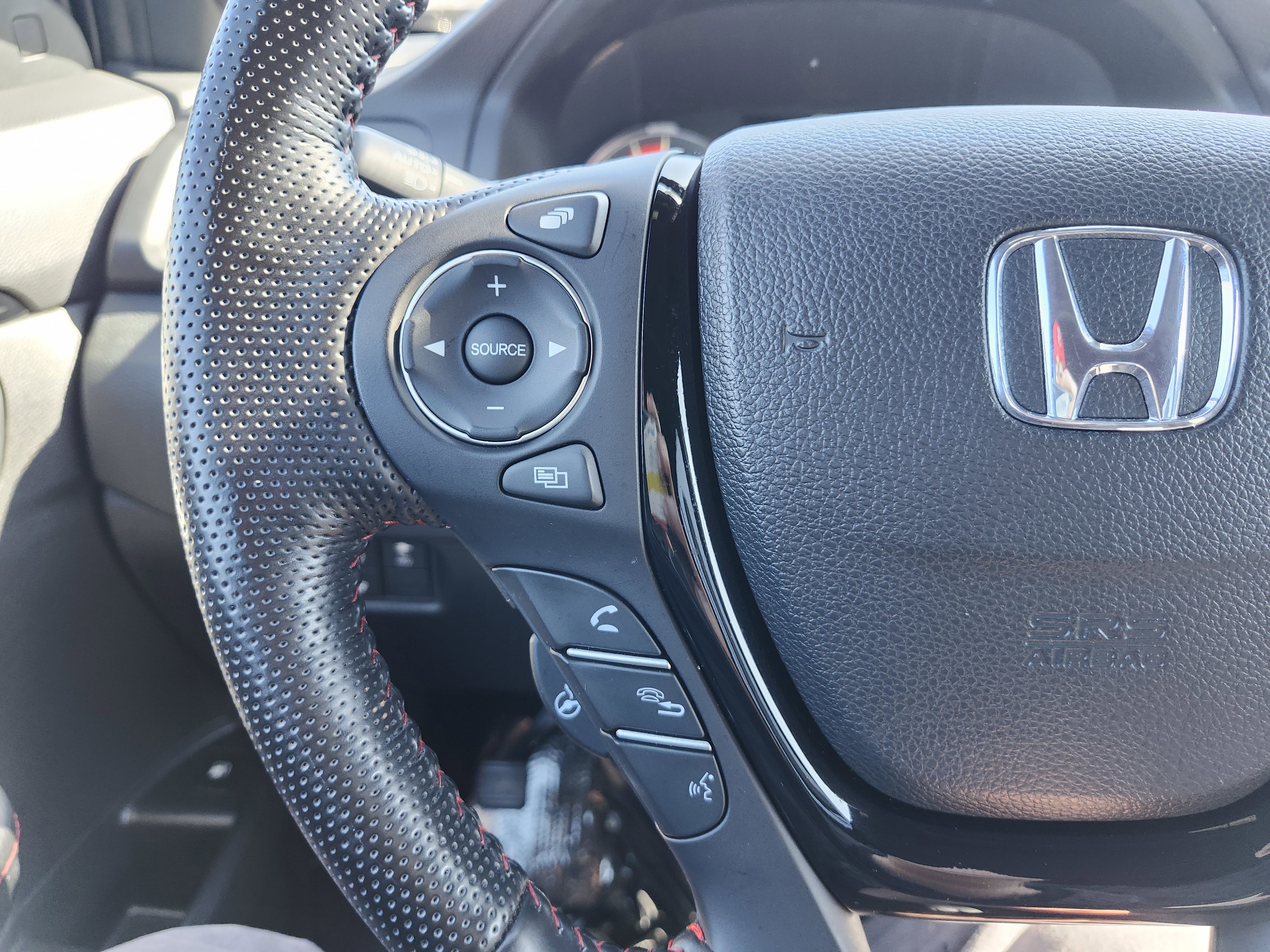 Used 2023 Honda Ridgeline Black Edition image 9