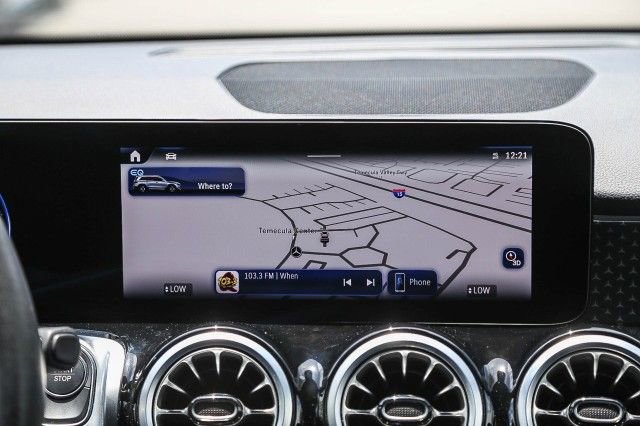 Used 2024 Mercedes-Benz EQB 300 4MATIC image 14