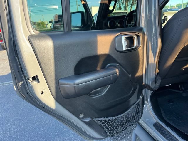 Used 2020 Jeep Gladiator Sport w/ Quick Order Package 24S AWD/4WD image 11