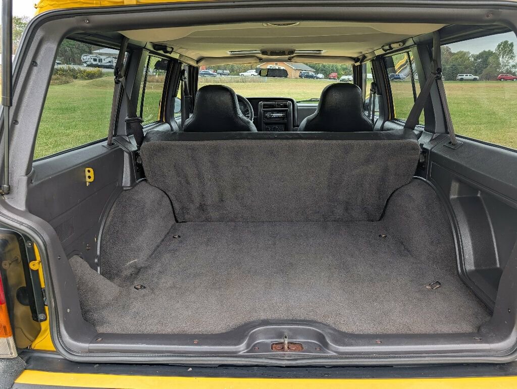 Used 2001 Jeep Cherokee Sport image 28