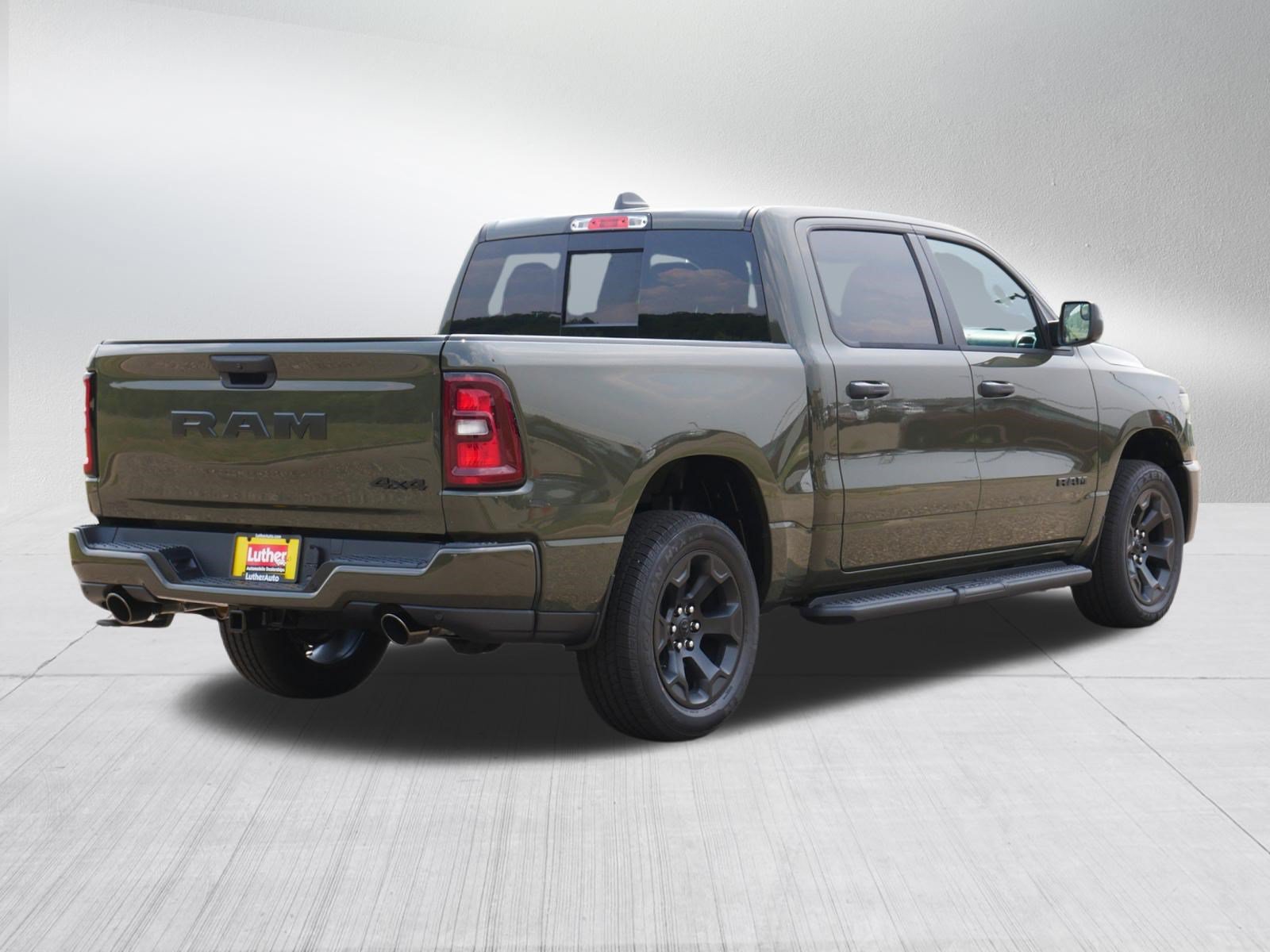 New 2026 RAM 1500 Express AWD/4WD image 2
