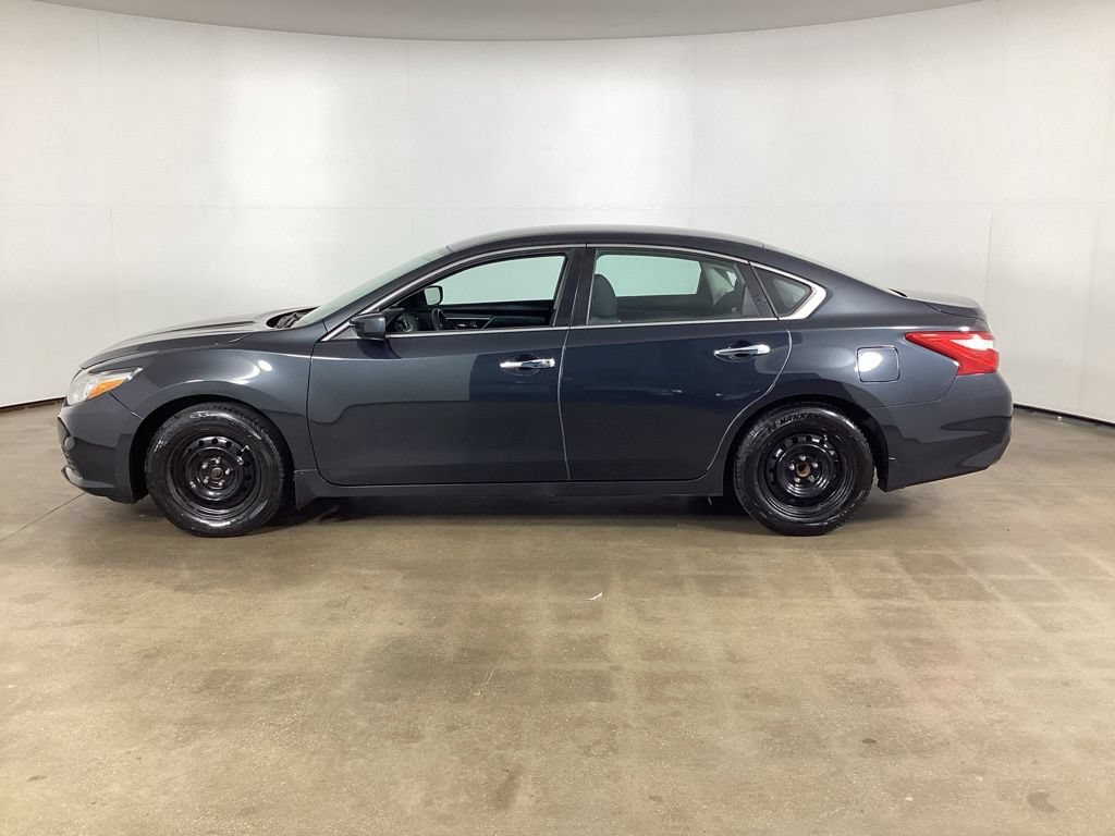 Used 2017 Nissan Altima 2.5 S w/ Power Driver Seat Package FWD image 10