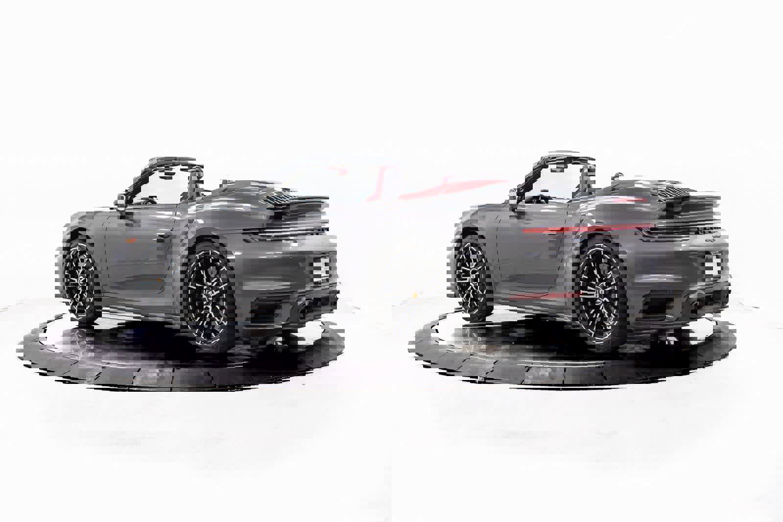 Certified 2023 Porsche 911 Turbo S image 3