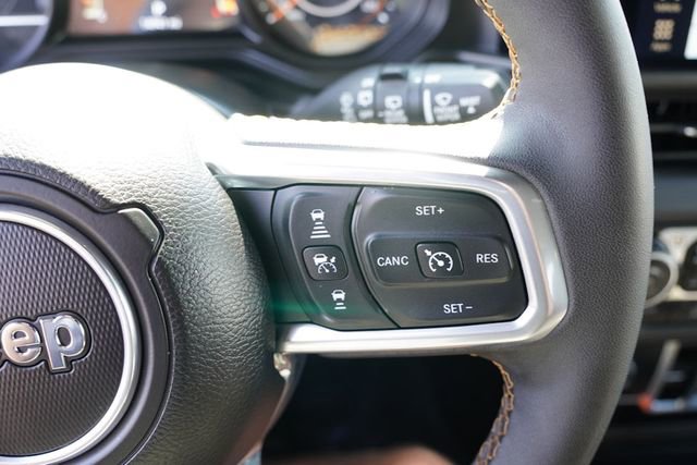 Used 2024 Jeep Wrangler Sahara image 27