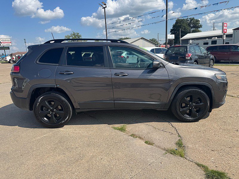 Used 2020 Jeep Cherokee Latitude Plus AWD/4WD image 6