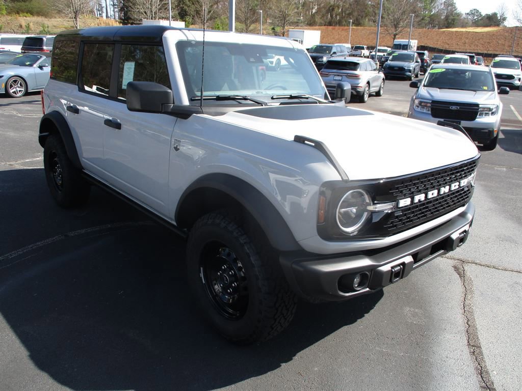 New 2026 Ford Bronco Big Bend w/ Black Diamond Package image 2