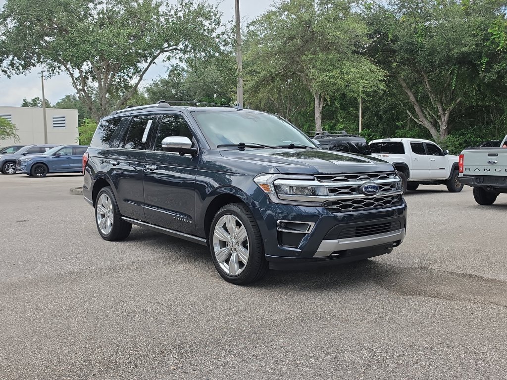 Certified 2024 Ford Expedition Platinum AWD/4WD image 2