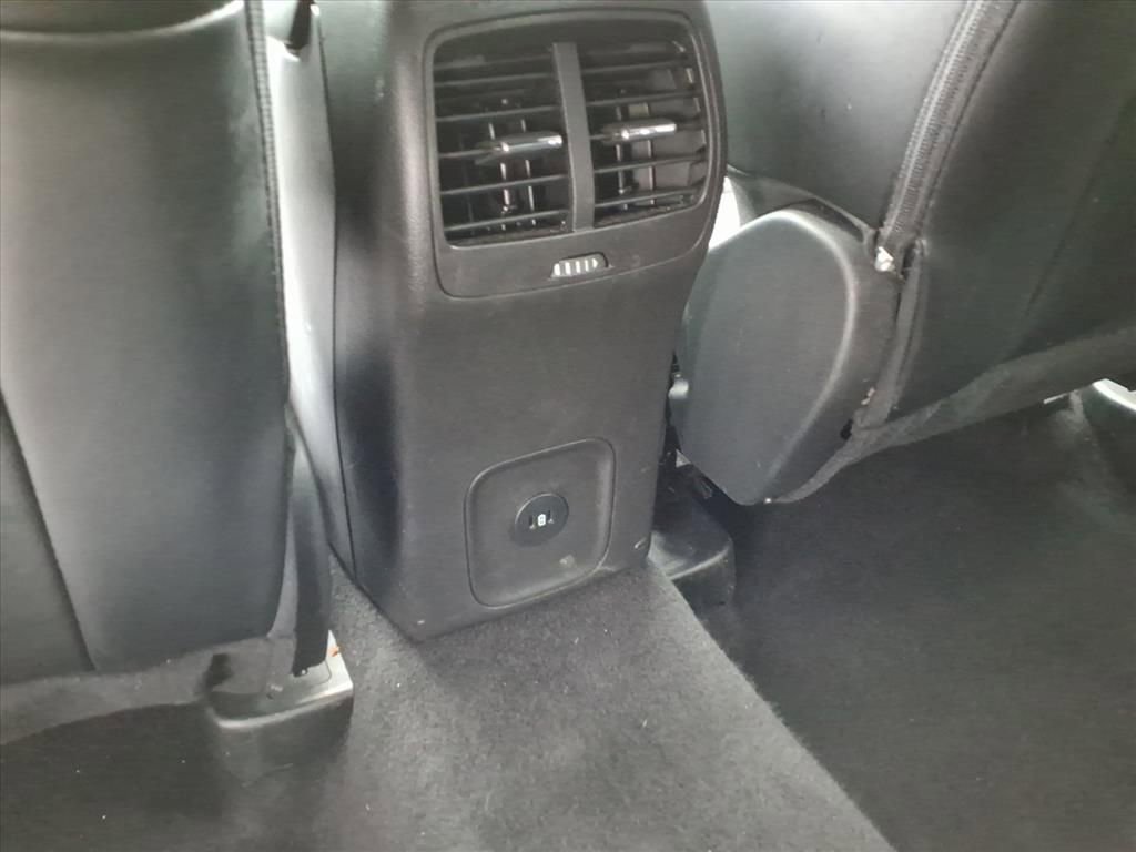 Used 2025 Ford Escape ST-Line AWD/4WD image 14