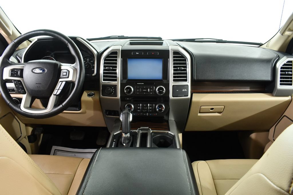 Used 2015 Ford F150 Lariat w/ Equipment Group 502A Luxury AWD/4WD image 7