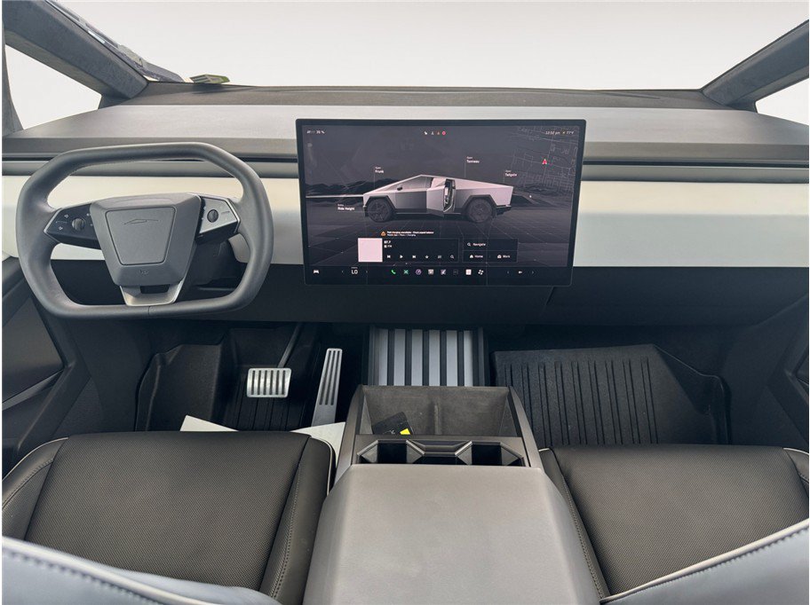 Used 2024 Tesla Cybertruck AWD Crew Cab image 10